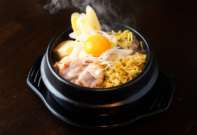 はなドゥブラーメン【ホルモン】